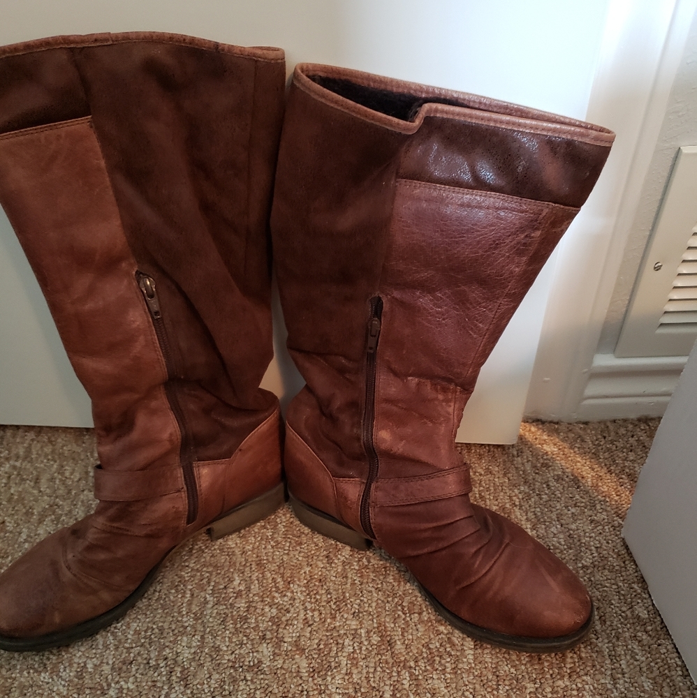Fleece lined brown knee high boots